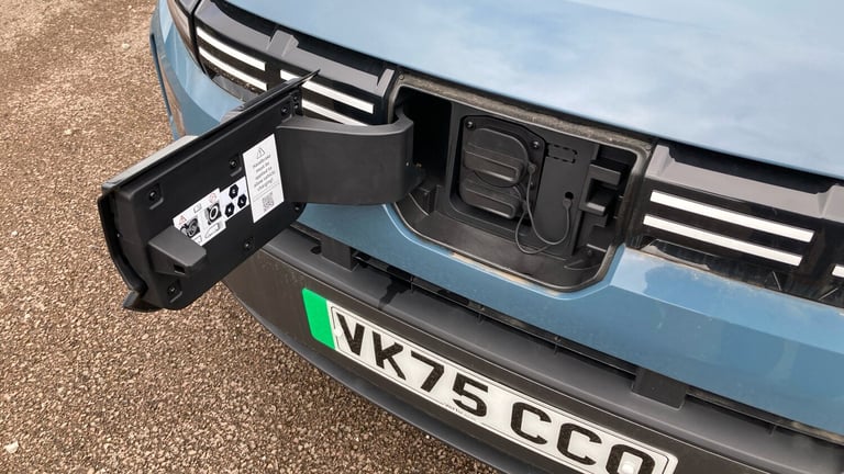 2025 Dacia Spring 27kWh Expression 65 48kW 5dr Auto Electric Hatchback Hatchback Electric Automatic