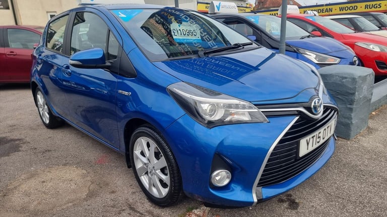2015 Toyota Yaris 1.5 VVT-h Excel E-CVT Euro 6 5dr (15in Alloy) HATCHBACK Petrol/Electric Hybrid ...