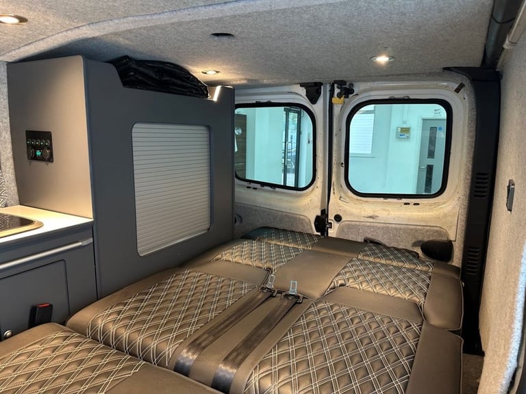2015 Renault Trafic 1.6 dCi 27 Business camper conversion, 6 seats 5dr Diesel Manual SWB Standa C...