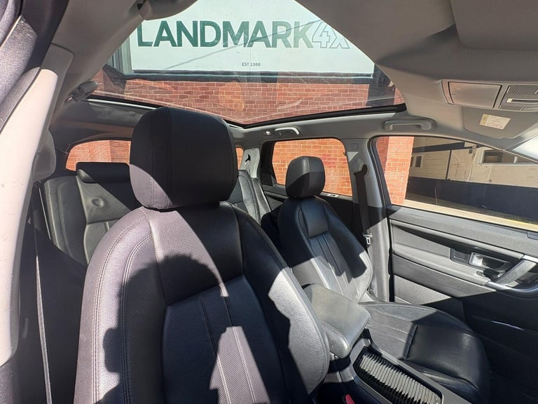 2016 Land Rover Discovery Sport 2.0 TD4 HSE Black Auto 4WD Euro 6 (s/s) 5dr ESTATE Diesel Automatic
