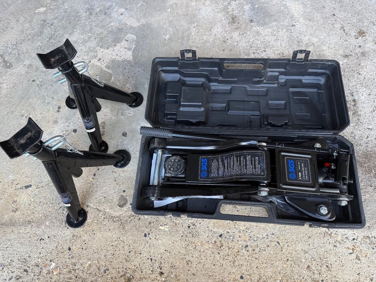 2 Ton Trolley Jack & 2 Jack Stands