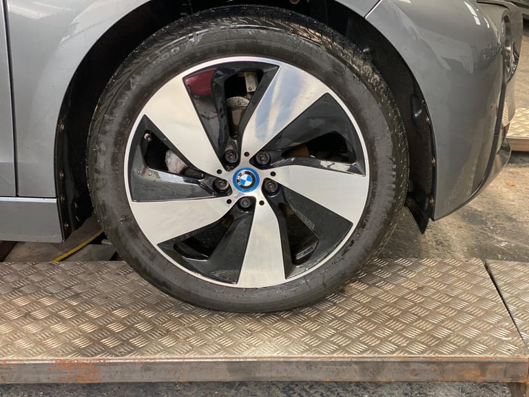 2017 BMW i3 33kWh Auto Euro 6 (s/s) 5dr (Range Extender) HATCHBACK Petrol/Electric Hybrid Automatic