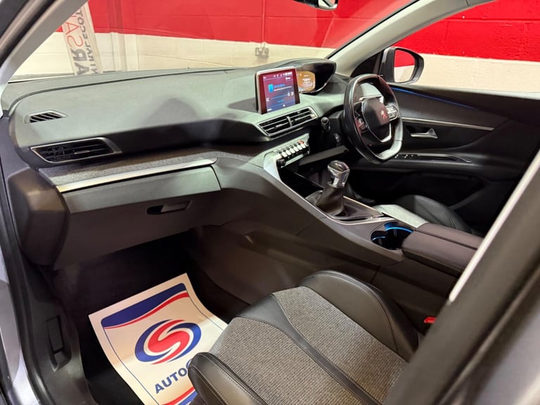 2019 Peugeot 3008 1.2 PureTech Allure Euro 6 (s/s) 5dr HATCHBACK Petrol Manual