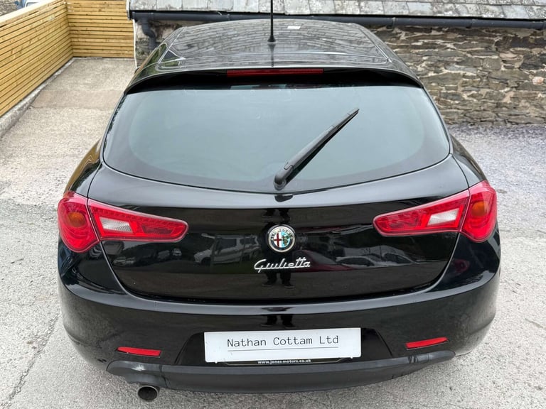 2012 Alfa Romeo Giulietta 1.6 JTDM-2 Veloce 5dr HATCHBACK DIESEL Manual