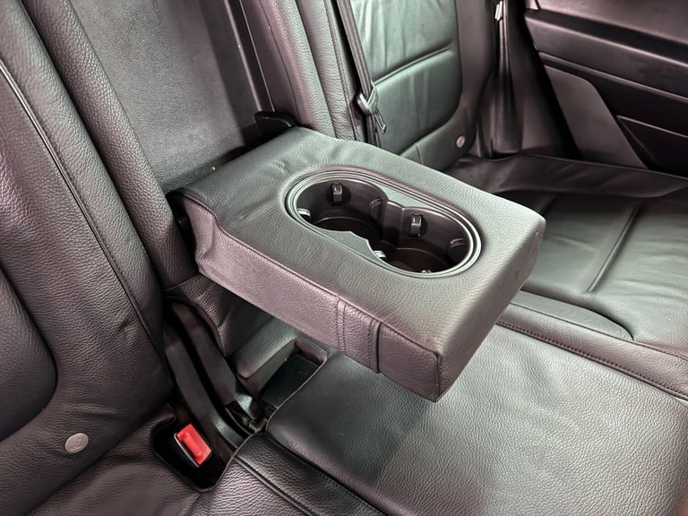 2015 Volkswagen Touareg 3.0 TDI V6 BlueMotion Tech R-Line Tiptronic 4WD Euro 6 (s/s) 5dr ESTATE D...