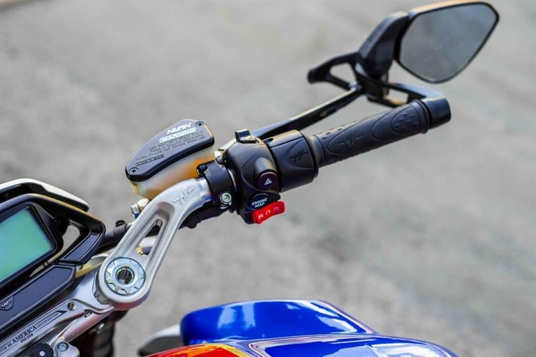 MV Agusta Dragster RARE AMERICAS EDITION ! 200 EVER MADE ! STUNNING COLLECTOR