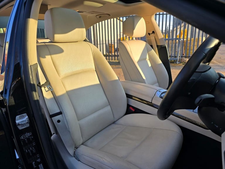 2013 BMW 7 Series 4.4 750Li V8 SE Auto Euro 5 (s/s) 4dr Saloon Petrol Automatic