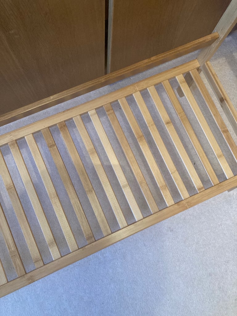 Hanging storage 