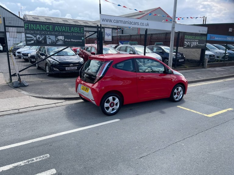 2014 Toyota AYGO 1.0 VVT-i X-Play 3dr ONLY £20 ROAD TAX PA  *WAS £5695 SAVE £1200 NOW £4495* HATC...