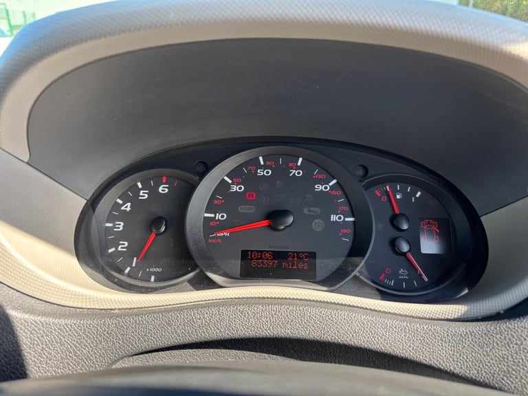 RENAULT MASTER WAV WHEELCHAIR ACCESSIBLE VEHICLE 2.3 FWD SL28 dCi 110 Business