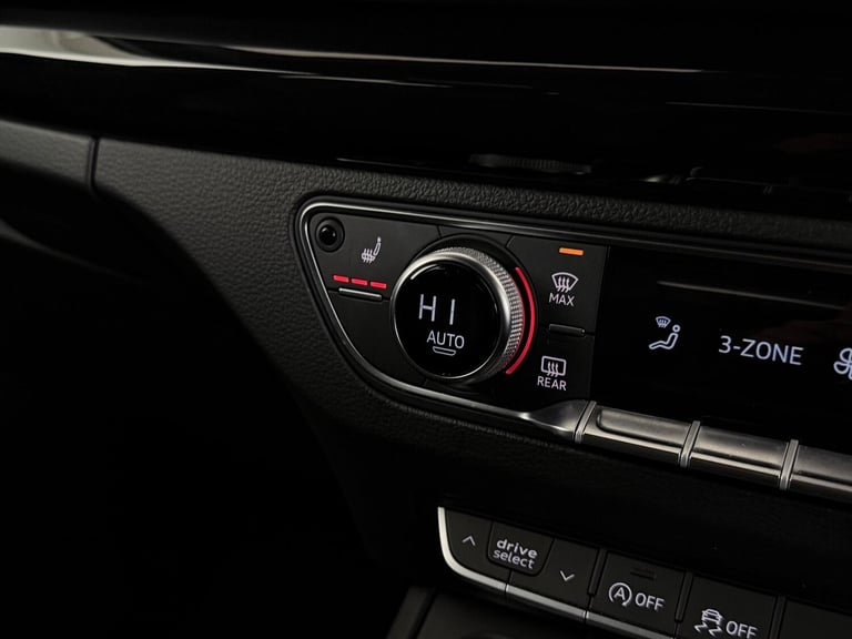  Audi Q5 2.0 TDI 40 Black Edition S Tronic quattro Euro 6 (s/s) 5dr Diesel Automatic