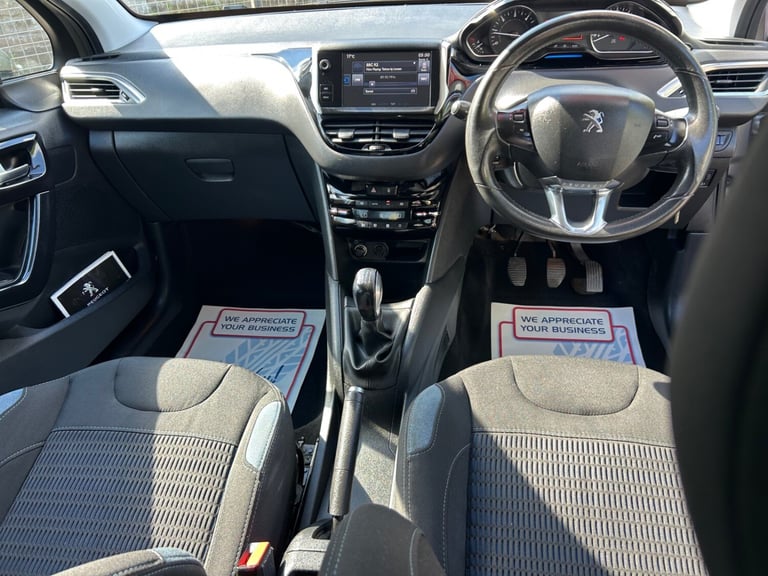 2015 Peugeot 208 1.6 e-HDi Allure 5dr LOW MILEAGE CHEAP ROAD TAX  HATCHBACK Diesel Manual