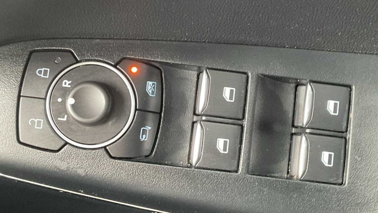 2023 Ford Puma 1.0 EcoBoost Hybrid mHEV ST-Line 5dr Hatchback Petrol Manual