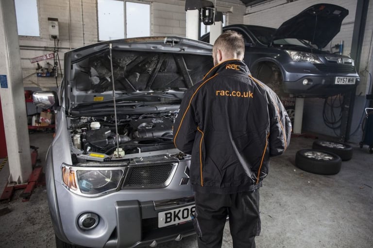 2017 Fiat Fullback 2.4D LX Pickup Double Cab 4dr Diesel Auto 4WD Euro 6 (Euro 6) (180 ps) PICK UP...