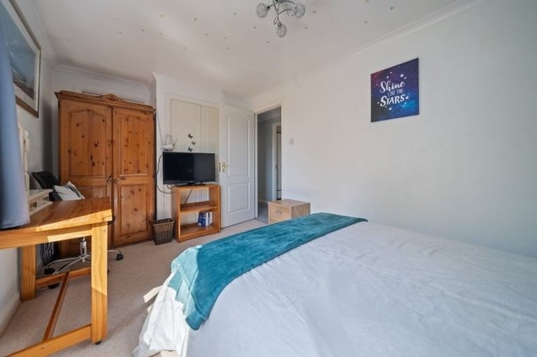 For Sale Four bedroom detached house for sale in Duloch, Dunfermline,  Fife