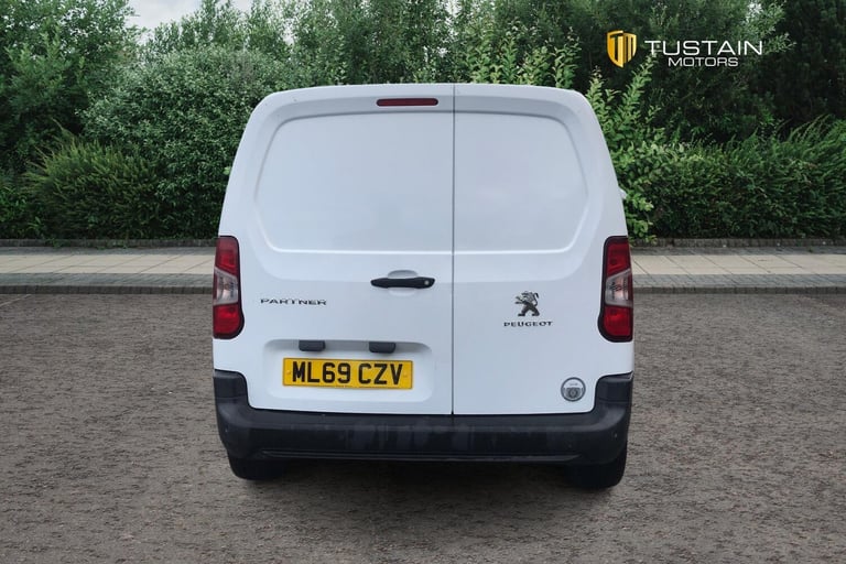  Peugeot Partner 1.5 Bluehdi 1000 Professional Standard Panel Van 5dr Diesel