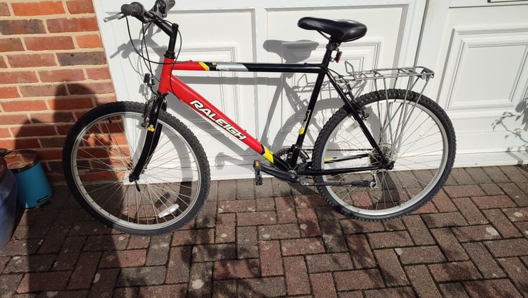 Raleigh mountain bike 21" frame