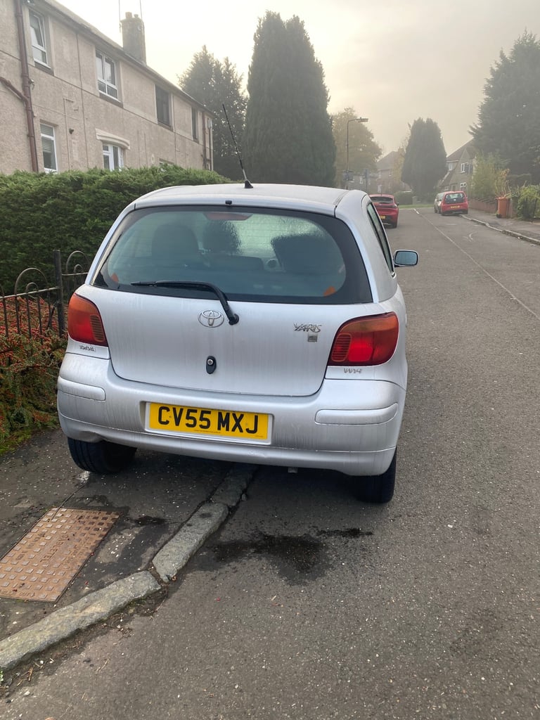 🚗 Toyota Yaris 1.0 Petrol – Reliable, Cheap to Run – £1,150
