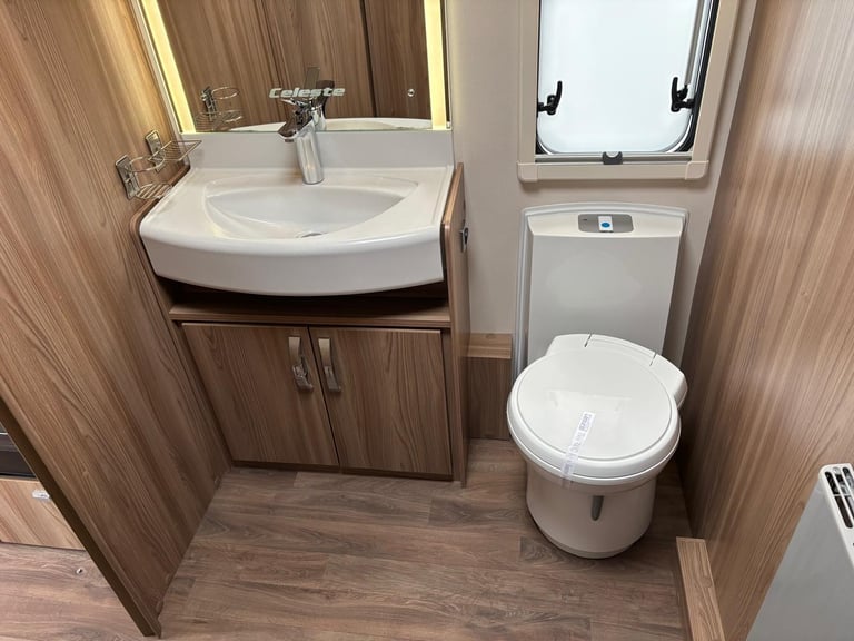 20 SWIFT CHALLENGER 835 X, SPECIAL EDITION CELESTE, AWD MOVER, ALDE, TALL FRIDGE