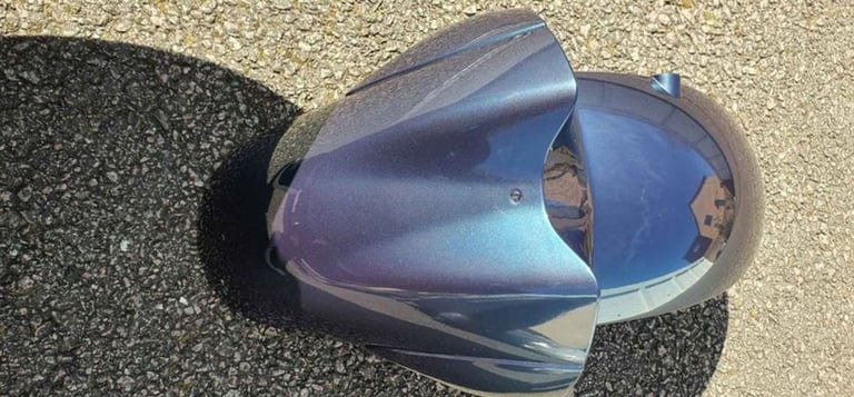 Yamaha XQ125 Maxster front mug guard