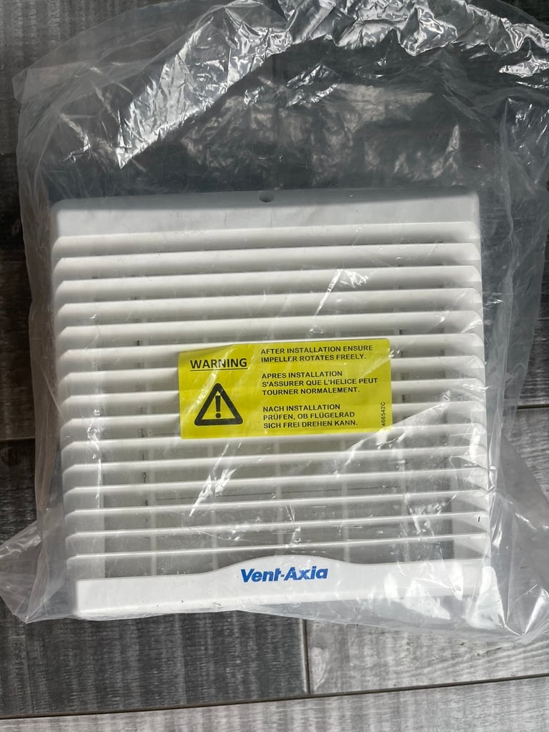 image for Vent-Axia 140320C Axial Kitchen Humidistat/Pullcord Fan BNIB £70