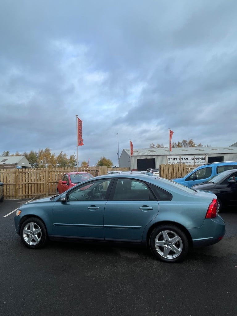 2009 Volvo S40 1.6 S 4dr SALOON Petrol Manual