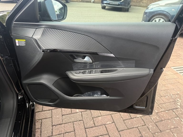 2025 Peugeot 208 1.2 PureTech Allure Hatchback 5dr Petrol Manual Euro 6 (s/s) (100 ps) Hatchback ...