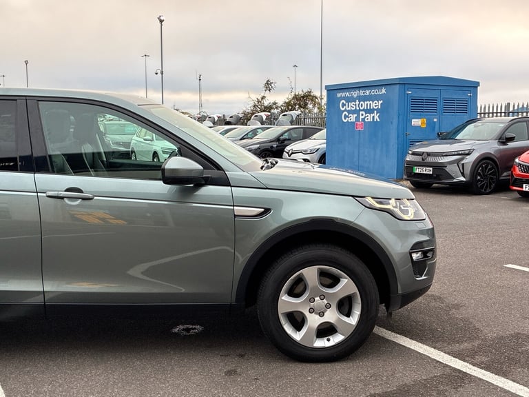 2018 Land Rover Discovery Sport 2.0 eD4 HSE 5dr 2WD [5 Seat] ESTATE DIESEL Manual