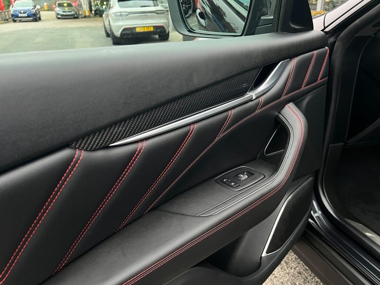 2022 Maserati Levante V8 Trofeo 5dr Auto ESTATE PETROL Automatic