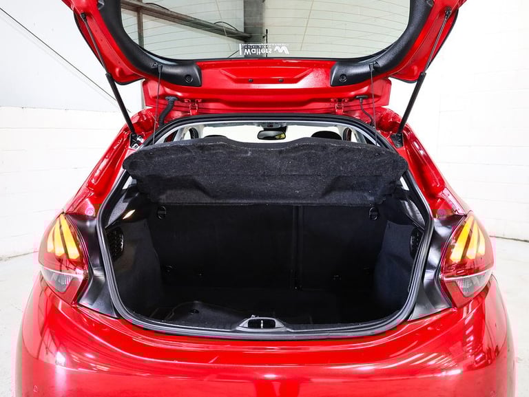 2019 Peugeot 208 1.2 PureTech 82 Tech Edition 5dr [Start Stop] HATCHBACK PETROL Manual