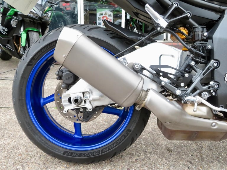 YAMAHA MT-10 SP 2022