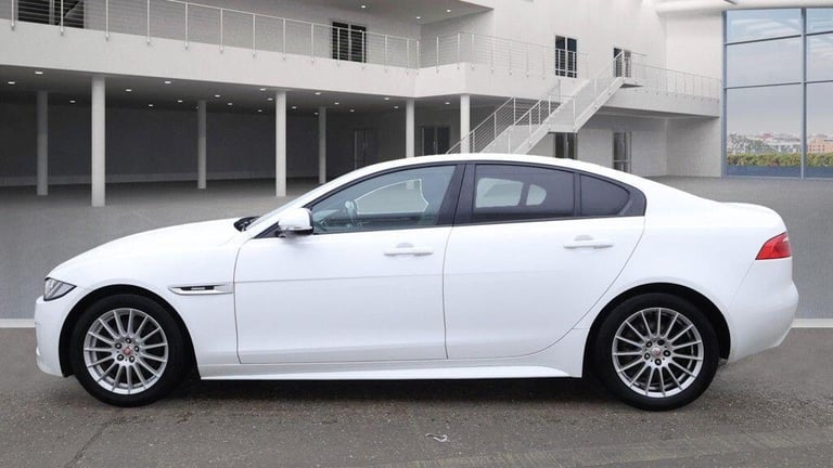 2016 Jaguar XE 2.0d R-Sport 4dr SALOON DIESEL Manual