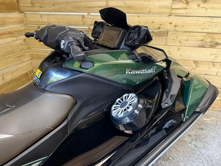 KAWASKAKI ULTRA 310LX 2024 JET SKI BRAND NEW UK MAIN DEALER