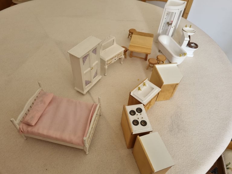 image for Dolls house furniture. 