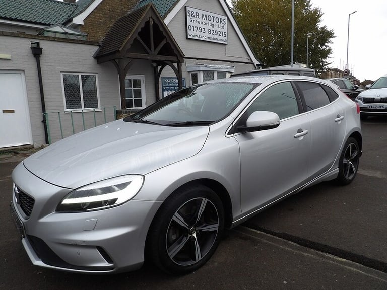 2019 Volvo V40 D3 R-Design Edition Hatchback Diesel Manual