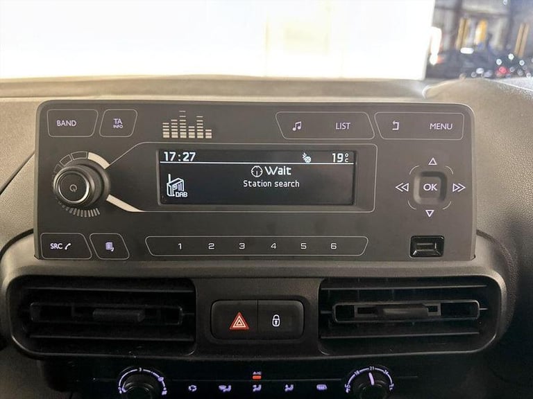 2022 Vauxhall Combo 1.5 Turbo D 2300 Dynamic L1 H1 Euro 6 4dr Manual Panel Van Diesel Manual