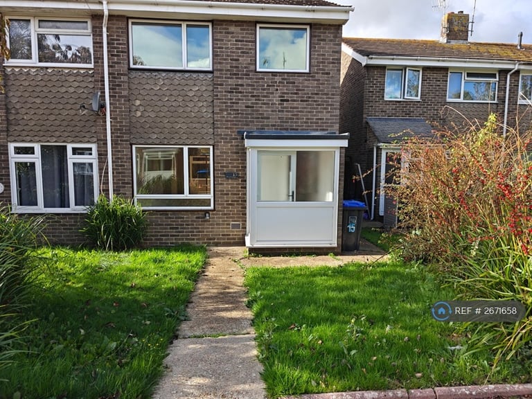 3 bedroom house in Lychpole Walk, Goring-By-Sea, Worthing, BN12 (3 bed) (#2671658)