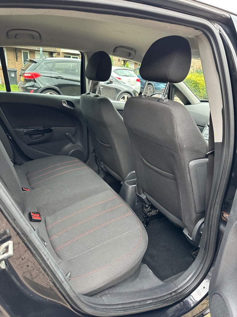 2011 Vauxhall Corsa SXI Automatic 1.4L Petrol 55,000 Miles Full Service History 1YR NEW MOT  1 OWNER