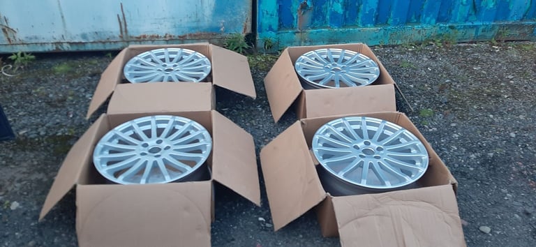 18"  mk2 focus rs alloys