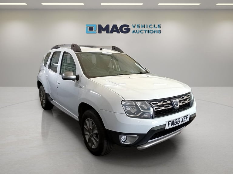 2017 Dacia Duster 1.2 TCe 125 Laureate 5dr HATCHBACK Petrol Manual