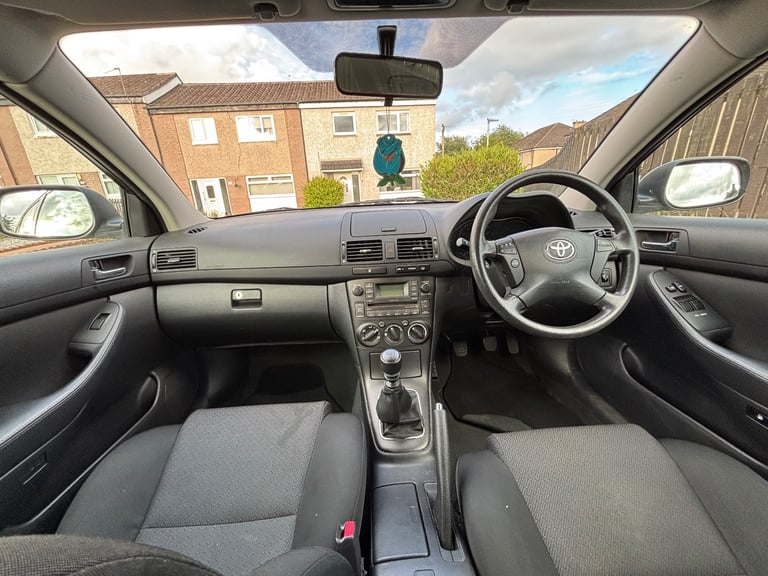 Toyota, AVENSIS, Hatchback, 2009, Manual, 1998 (cc), 5 doors