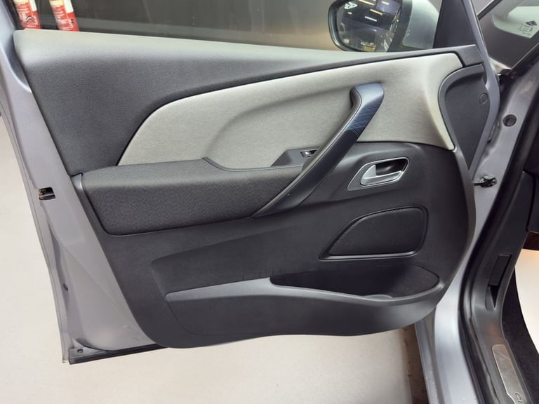 2017 Citroen C4 Grand Picasso 1.2 PureTech Feel 5dr MPV PETROL Manual