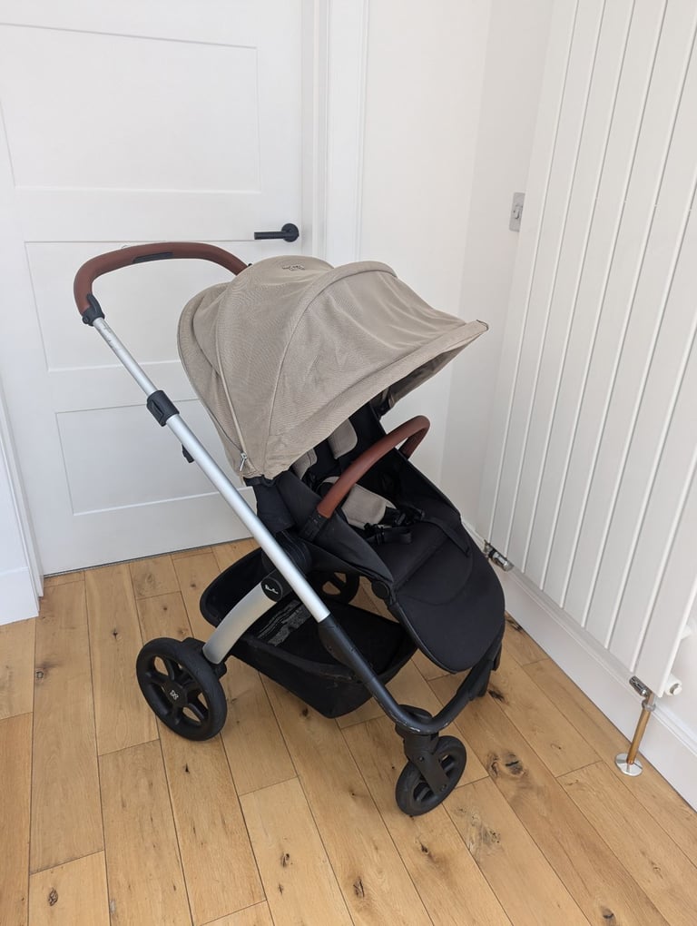 Silvercross Pram 