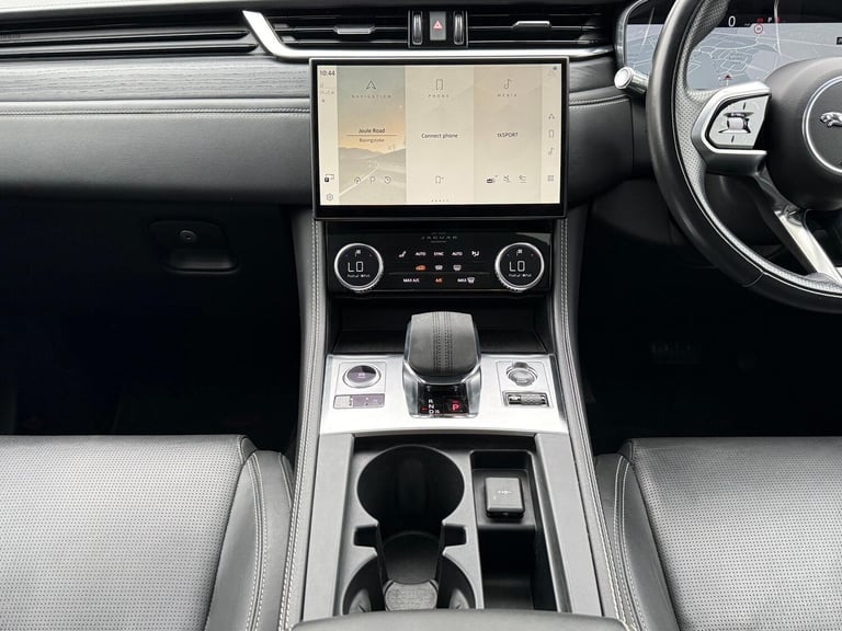 2021 Jaguar F-Pace 2.0 D200 MHEV R-Dynamic HSE SUV 5dr Diesel Auto AWD Euro 6 (s/s) (204 ps) ESTA...