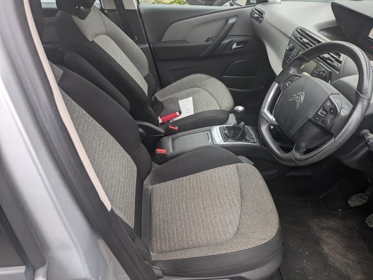 2015 Renault Clio 1.5 dCi 90 ECO Expression+ Energy 5dr HATCHBACK Diesel Manual