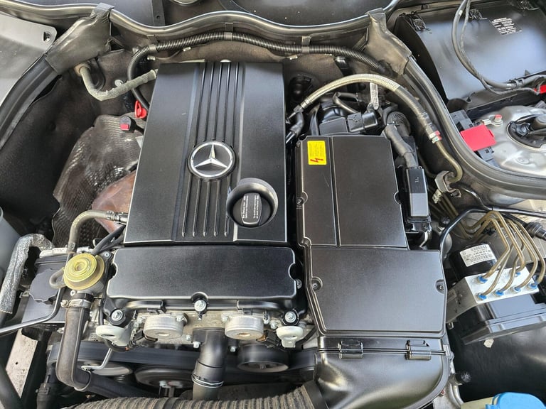 2006 Mercedes-Benz C Class 1.8 C180 Kompressor Elegance SE 4dr SALOON Petrol Automatic