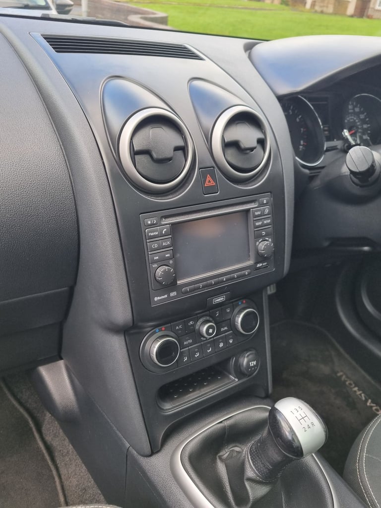 Nissan, QASHQAI, Hatchback, 2013, Manual, 1598 (cc), 5 doors