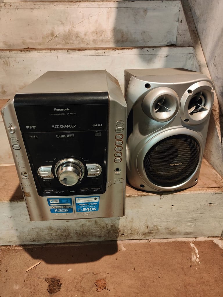 image for Panasonic 5 disc cd player 