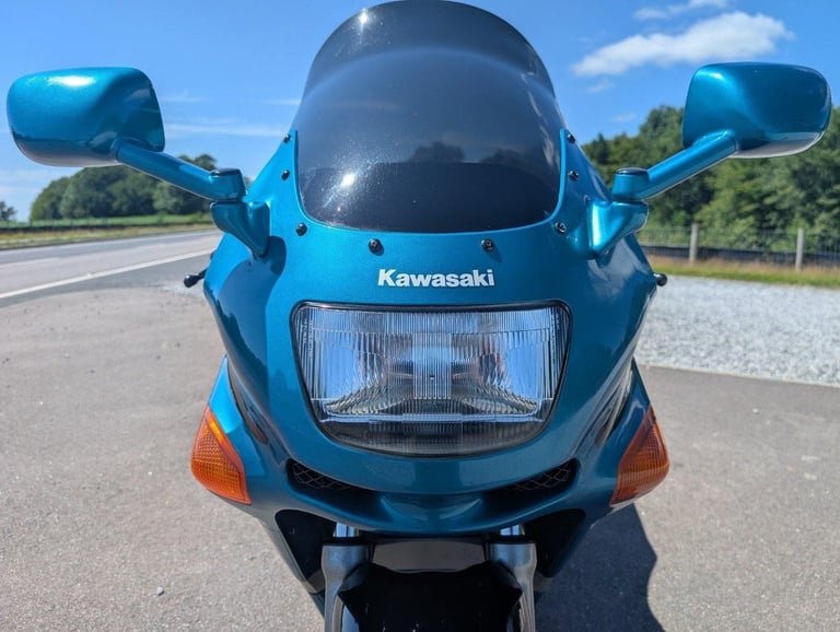 1993 KAWASAKI ZZR600