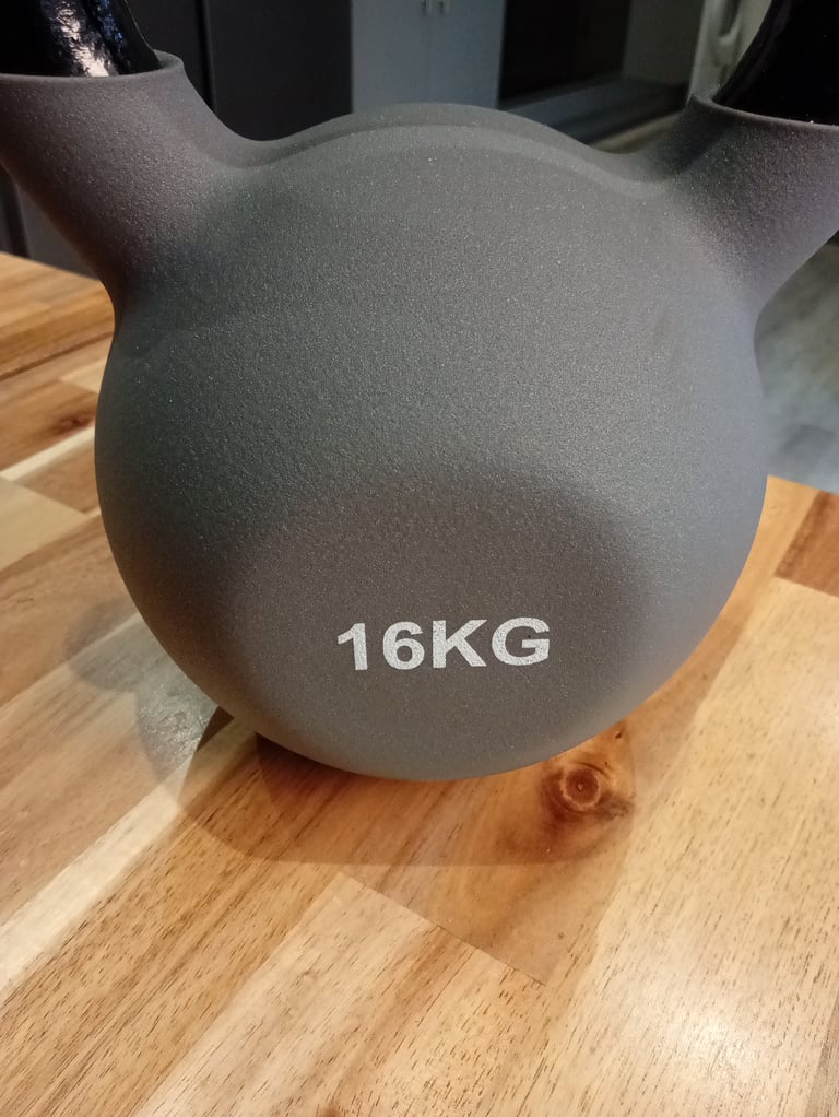 Brand new kettlebell 16kg cast iron 